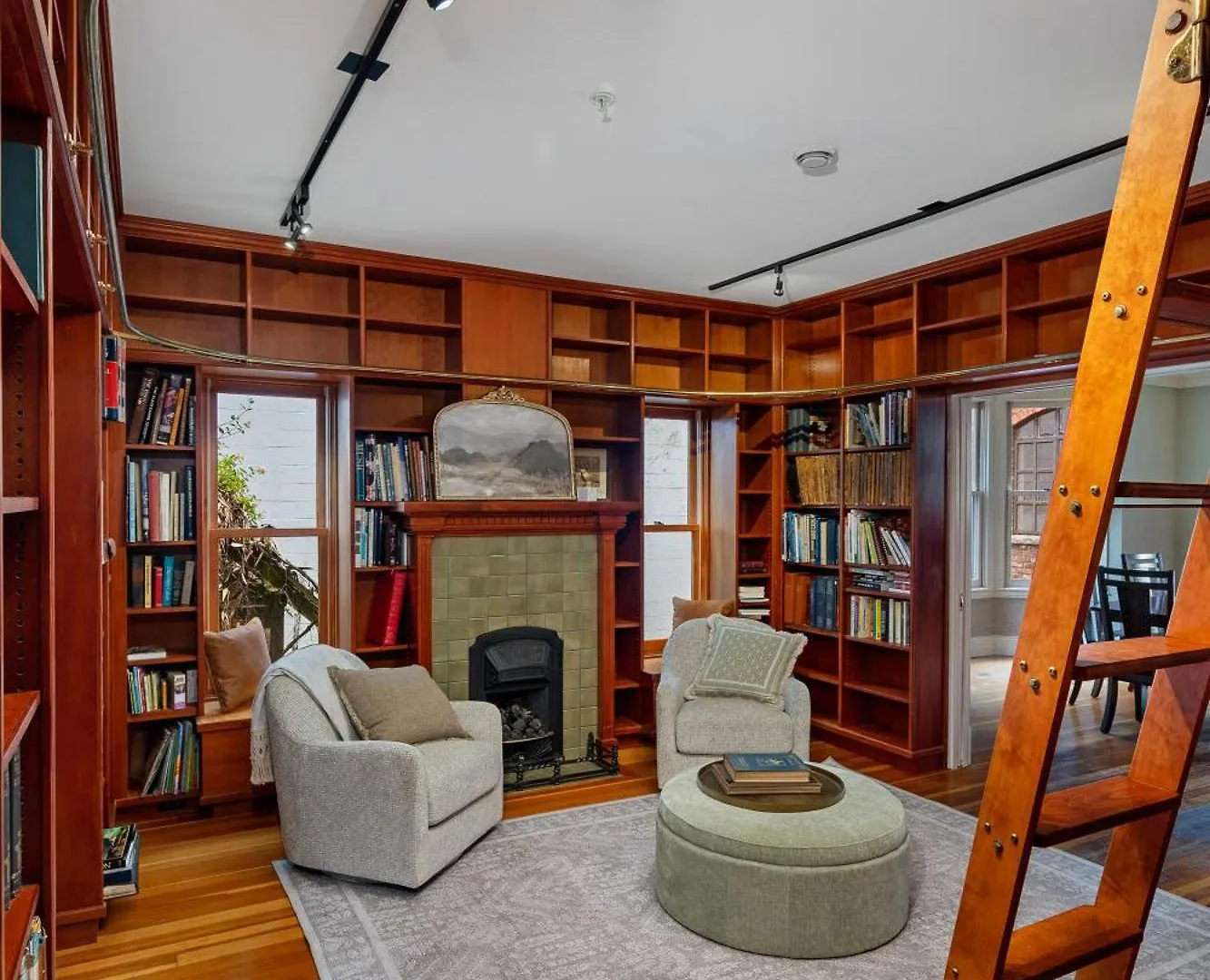 The Vancouver Heritage Home - Mount Pleasant Canada